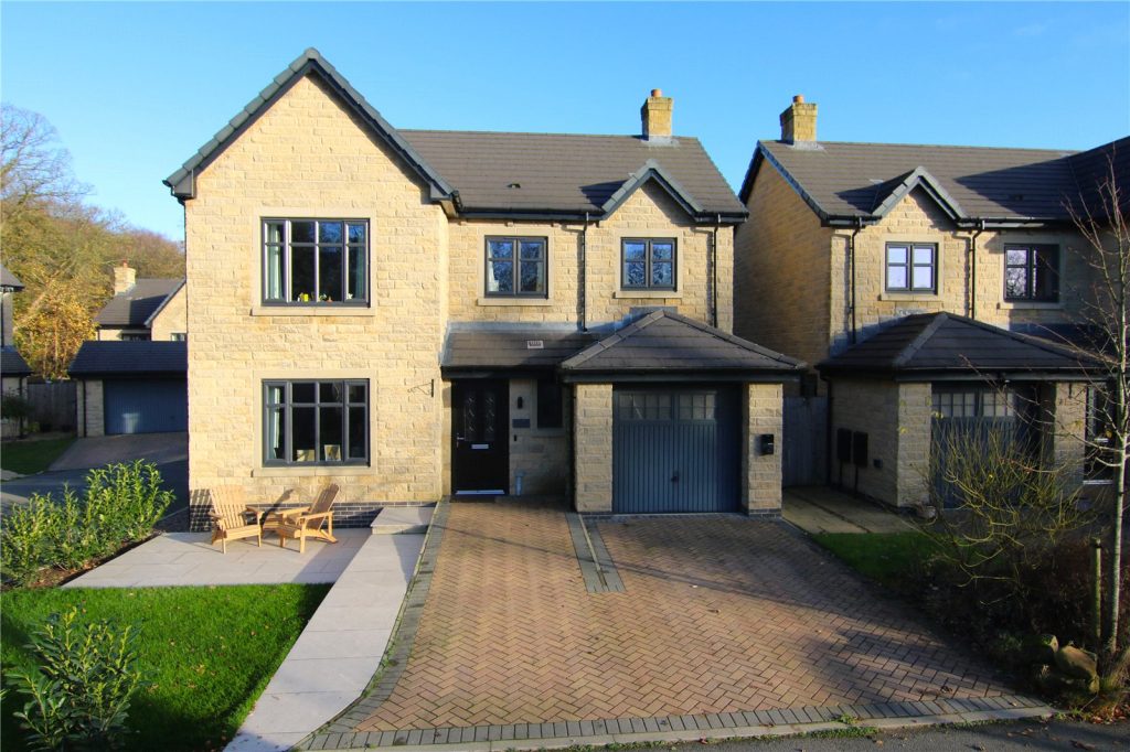 Jackson Row, Glusburn, BD20 8FL