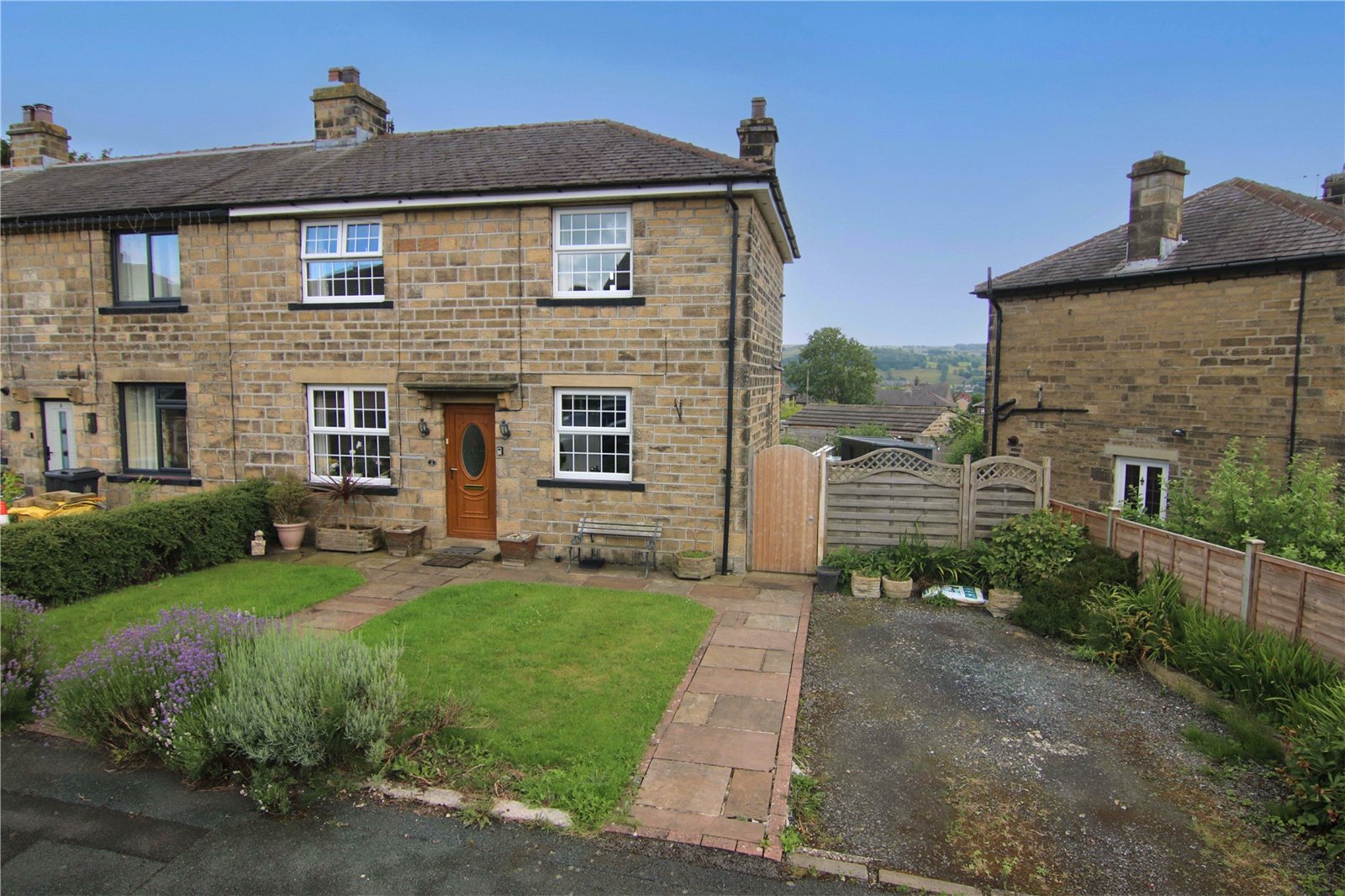 Photo inspiration: Coastal Longbottom House Post Property Structural Engineer Reference: Longbottom Avenue Silsden Bd20 0Hs