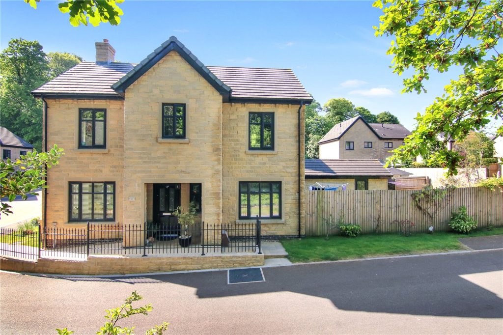 Jackson Row, Glusburn, BD20 8FL