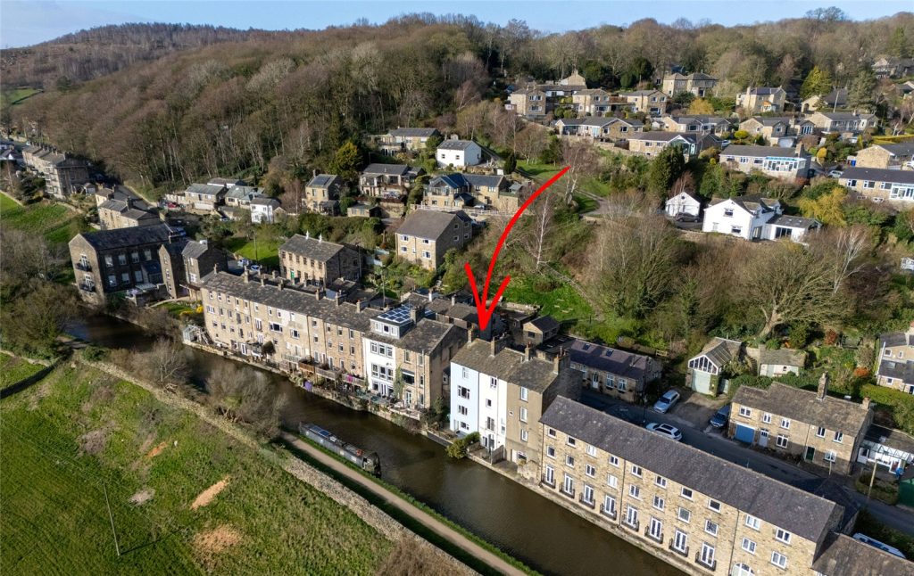 Main Street, Farnhill, BD20 9BJ