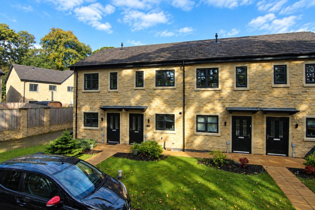 Lund Avenue, Glusburn, BD20 8FN
