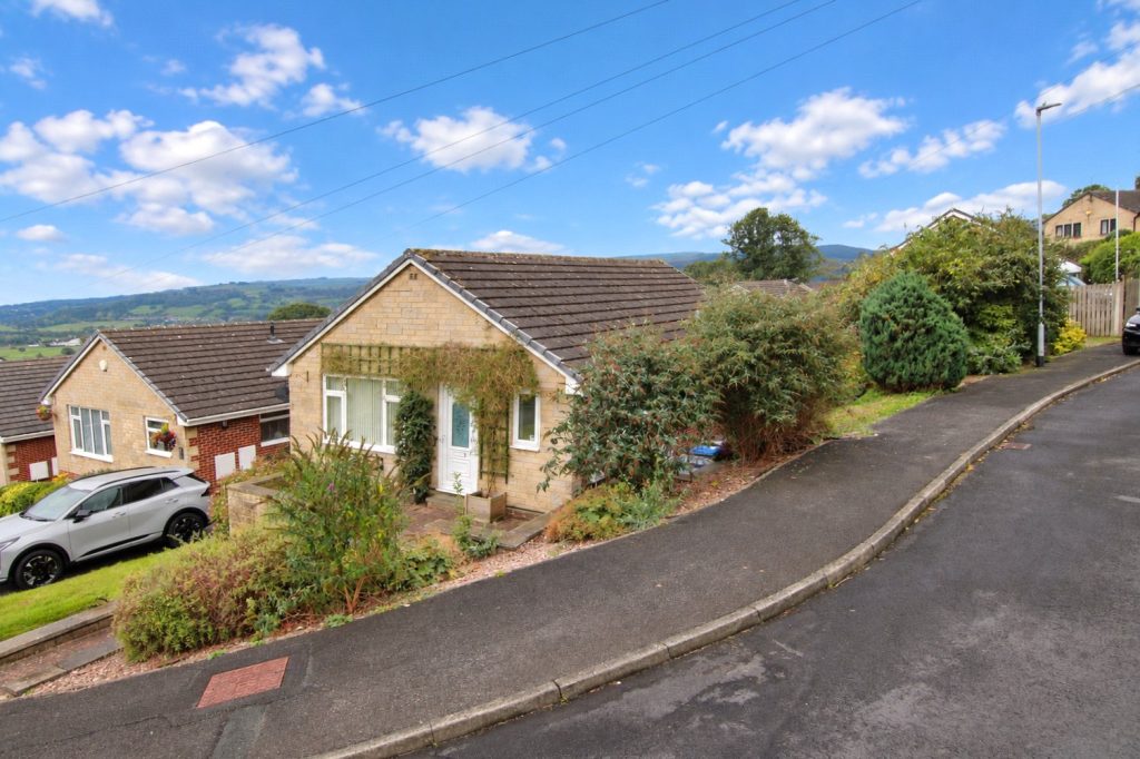 Hawkcliffe View, Silsden, BD20 0BS